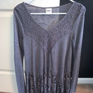 Long sleeve lace shirt